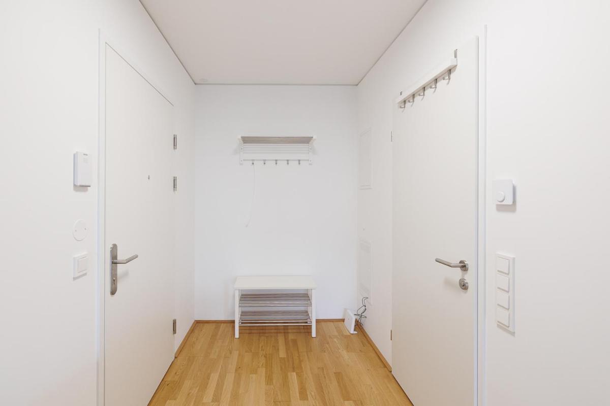 Apartment Lovely In Marina Tower - 10min To Center Wien