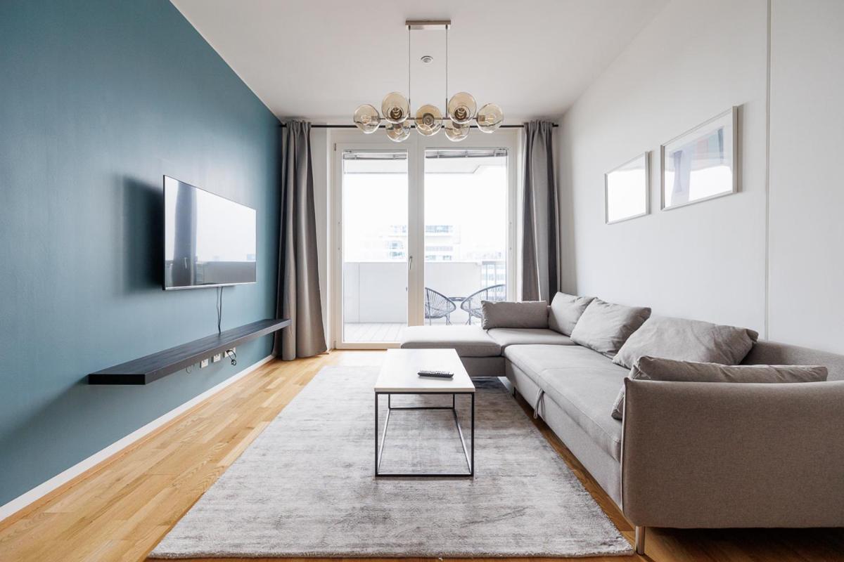 Lovely In Marina Tower - 10min To Center Apartment Wien